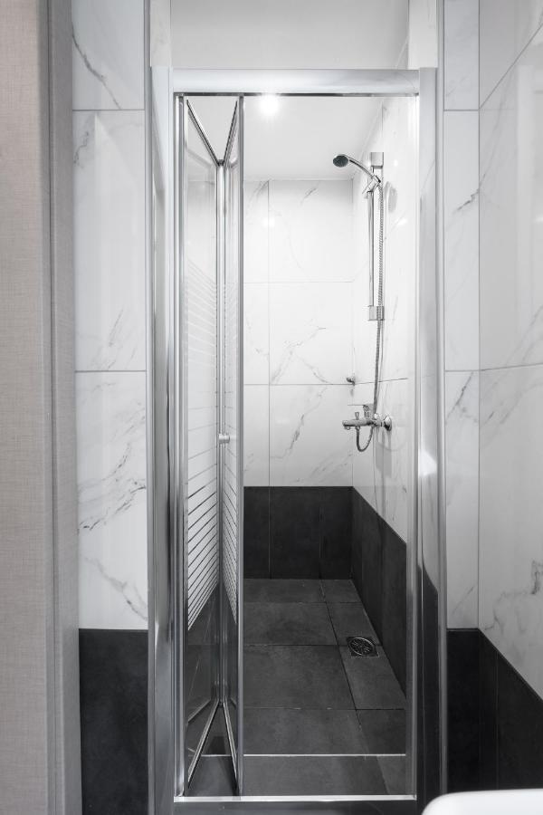 Breez Apartments, The Luxury Suites Thessaloniki Exterior photo